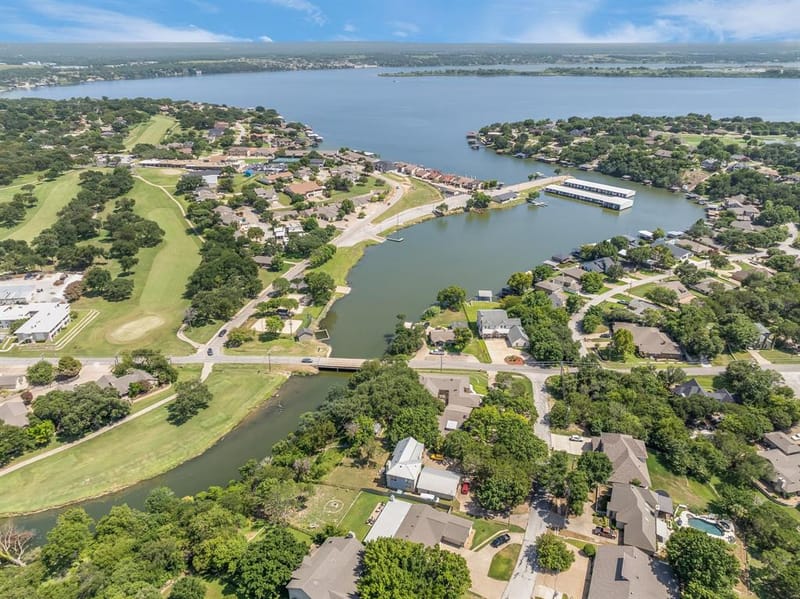 4212 Fairway Drive # 4, Granbury TX 76049 - Photo 26