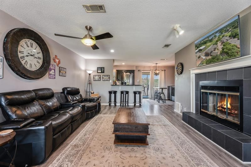 4212 Fairway Drive # 4, Granbury TX 76049 - Photo 7
