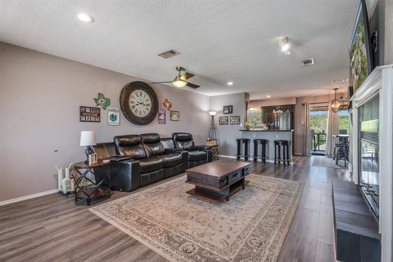 4212 Fairway Drive # 4, Granbury TX 76049 - Photo 5