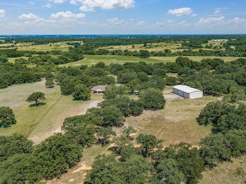 466 County Road 1180, Alvord TX 76225 - Photo 23