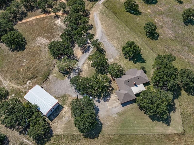 466 County Road 1180, Alvord TX 76225 - Photo 3