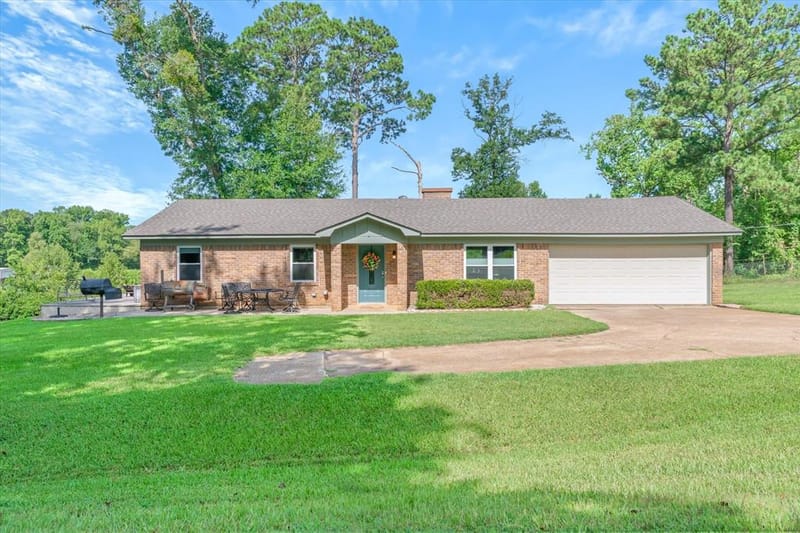 222 County Road 4850, Winnsboro TX 75494