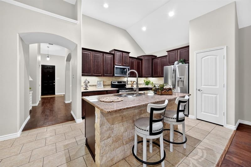 11205 Gibbons Creek Drive, Frisco TX 75036 - Photo 11