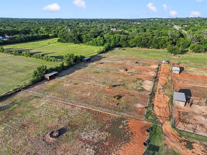 711 County Road 701, Cleburne TX 76031 - Photo 12