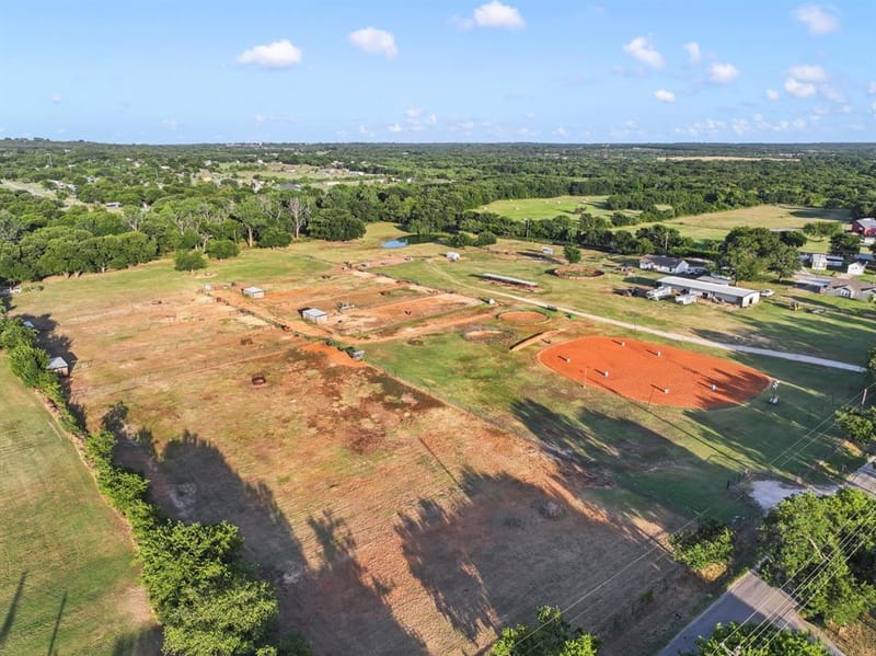 711 County Road 701, Cleburne TX 76031 - Photo 15