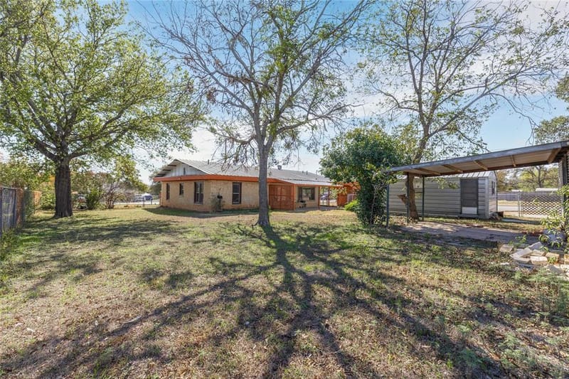 2609 Coggin Avenue, Brownwood TX 76801 - Photo 14