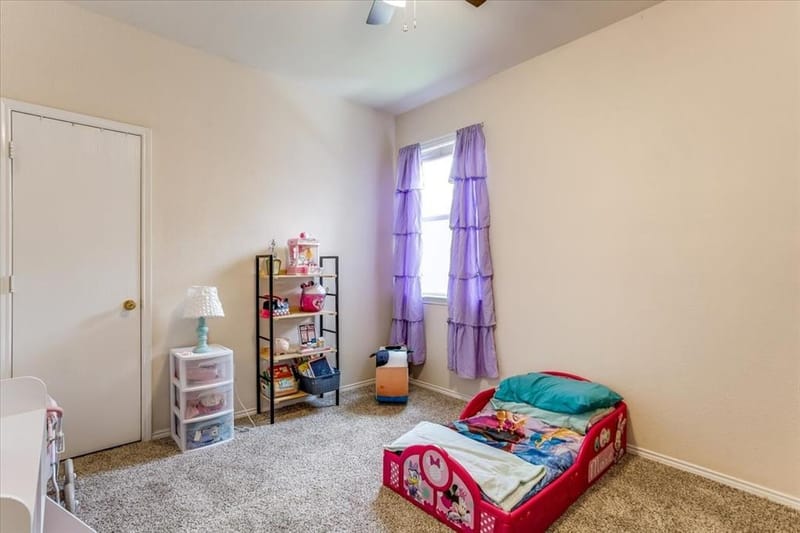 1025 McKavett Drive, Fort Worth TX 76140 - Photo 6