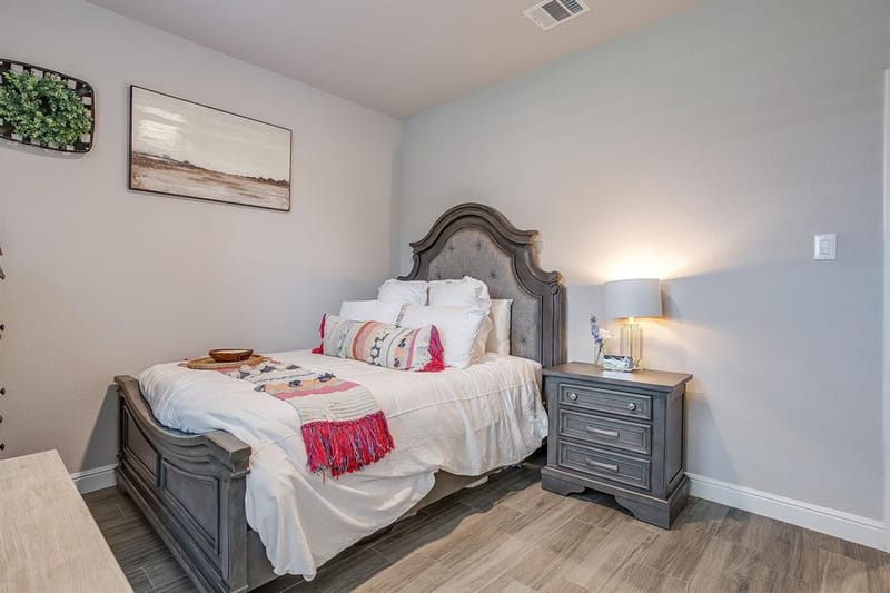 1201 Kerrville Lane, Weatherford TX 76087 - Photo 5