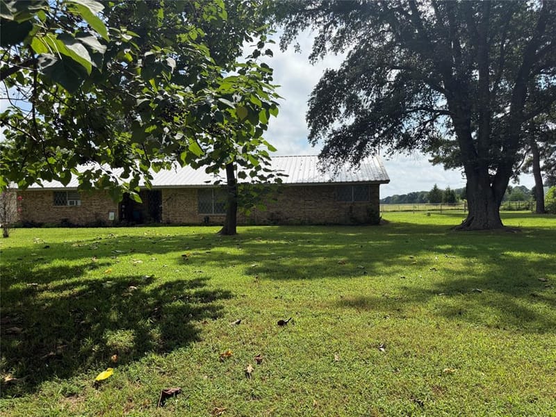 446 County Road 1605, Ravenna TX 75476 - Photo 12