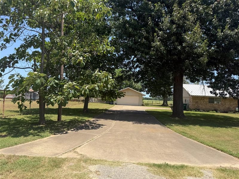 446 County Road 1605, Ravenna TX 75476 - Photo 9