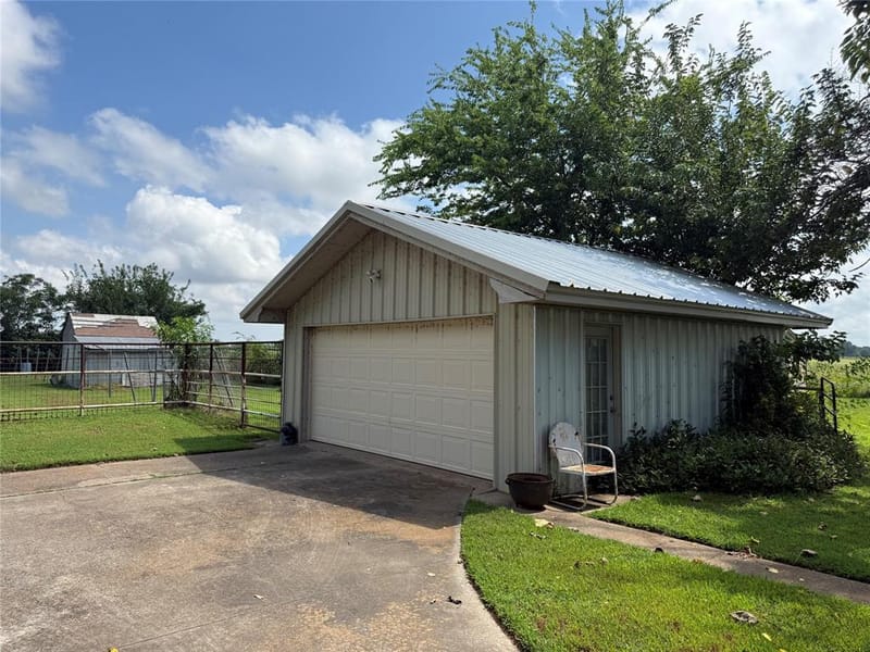 446 County Road 1605, Ravenna TX 75476 - Photo 10