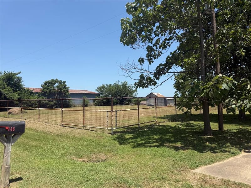 446 County Road 1605, Ravenna TX 75476 - Photo 8