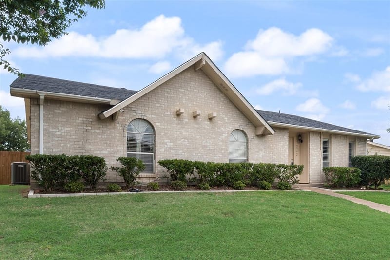 2942 Scott Mill Road, Carrollton TX 75007 - Photo 7