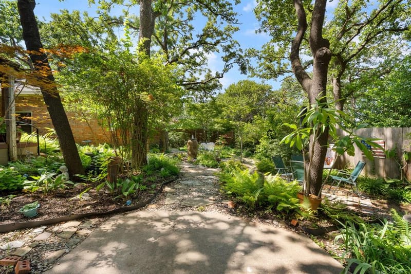 2212 Prestonwood Drive, Arlington TX 76012 - Photo 35