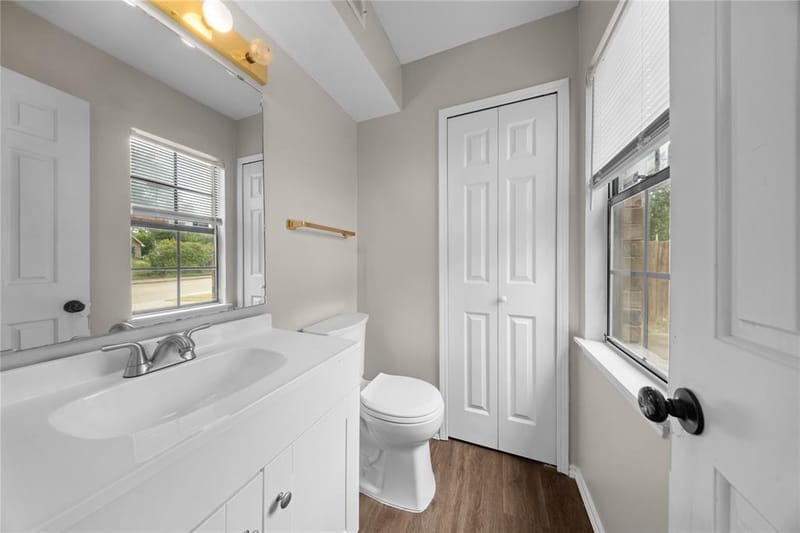 11136 Mccree Road, Dallas TX 75238 - Photo 13