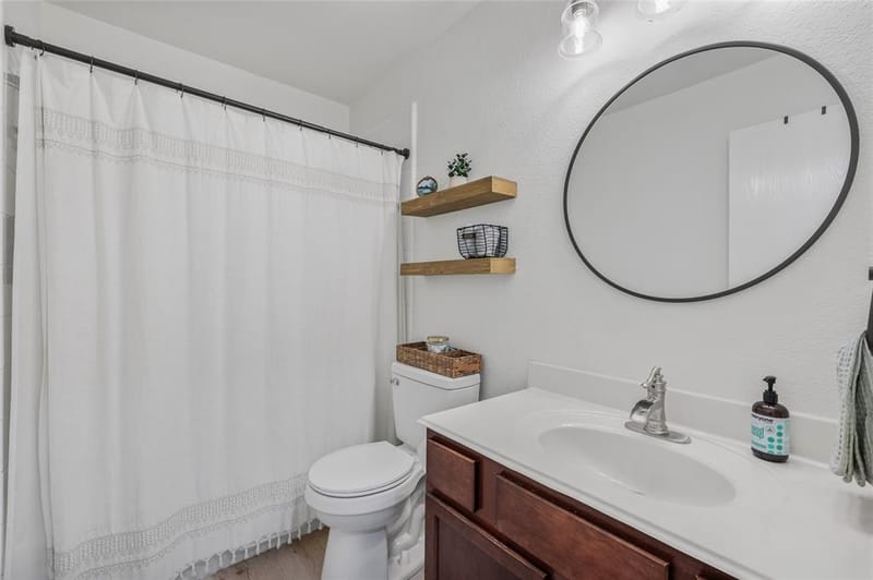 1301 Oak Hollow Lane, Anna TX 75409 - Photo 4