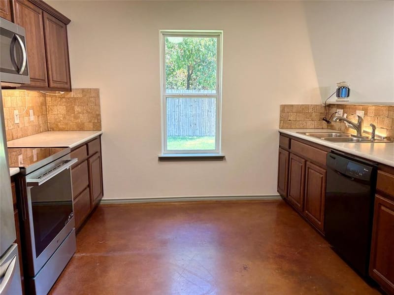 3011 Cricket Drive, Bellmead TX 76705 - Photo 6