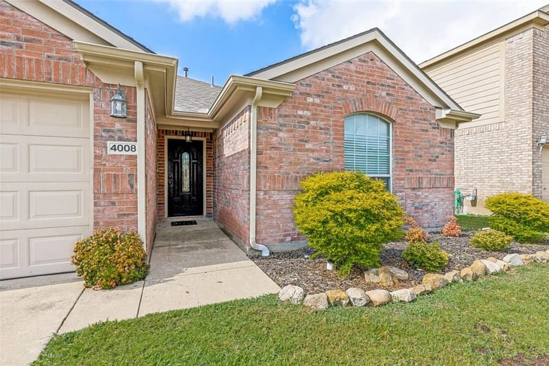 4008 Drexmore Road, Fort Worth TX 76244 - Photo 2
