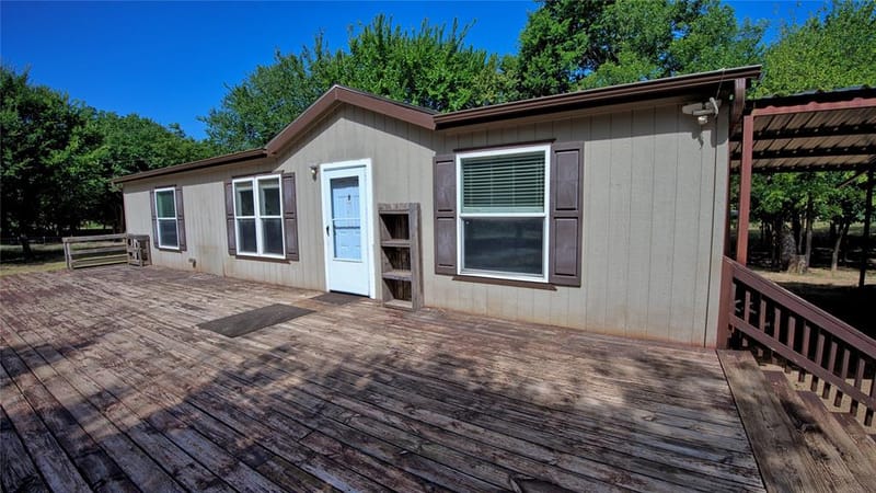 523 Billy Road, Bowie TX 76230 - Photo 2