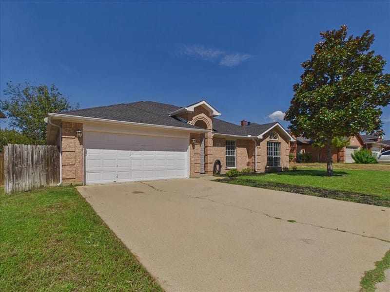 1104 Brandy Station Road, Grand Prairie TX 75052 - Photo 3