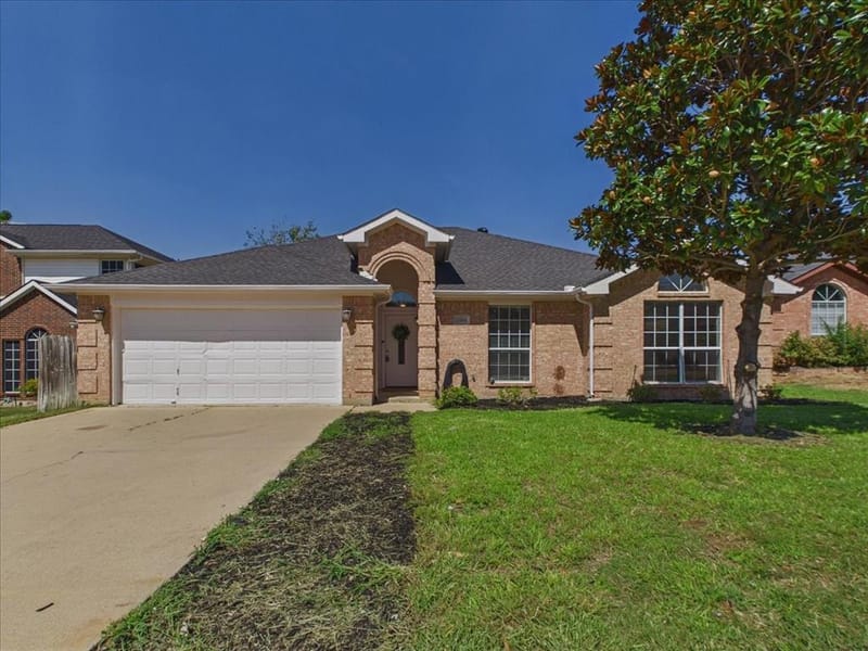 1104 Brandy Station Road, Grand Prairie TX 75052
