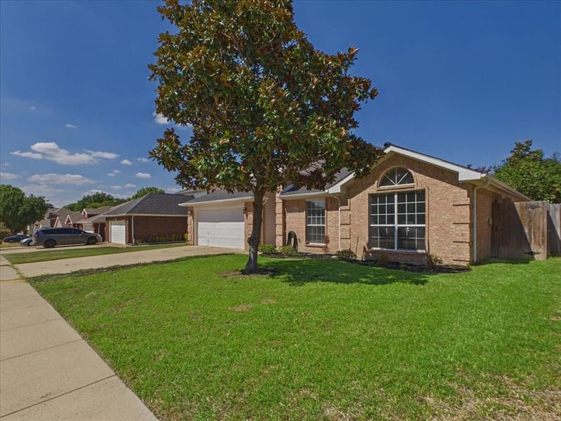 1104 Brandy Station Road, Grand Prairie TX 75052 - Photo 4