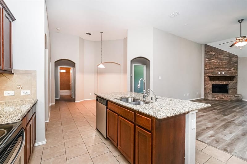 1820 Abby Creek Drive, Little Elm TX 75068 - Photo 17
