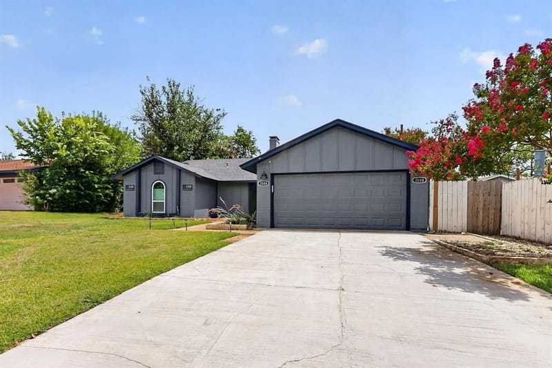 3508 Grande Bulevar, Irving TX 75062 - Photo 2