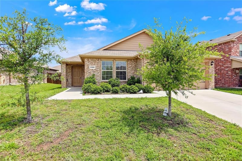 2302 San Marcos Drive, Forney TX 75126 - Photo 2
