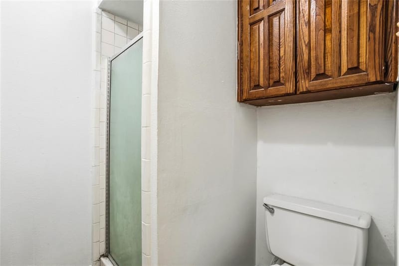1721 Overbrook Drive, Arlington TX 76014 - Photo 10