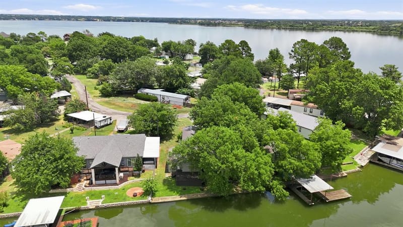 4417 Wildwood Circle, Granbury TX 76049 - Photo 34