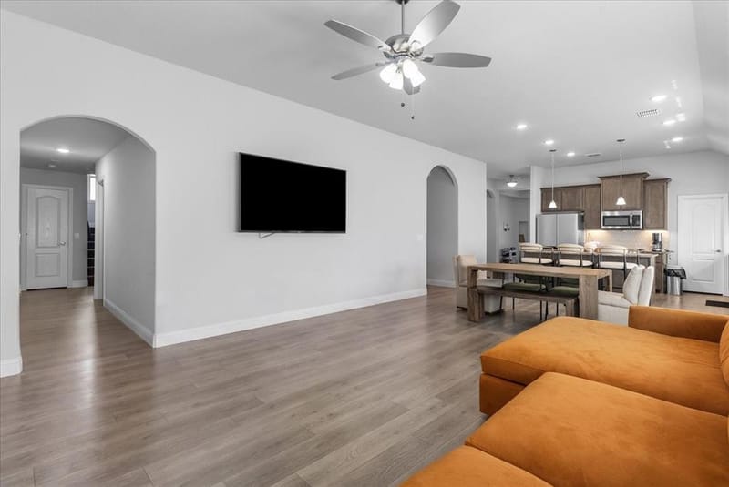 648 Sirius Lane, Waxahachie TX 75165 - Photo 4