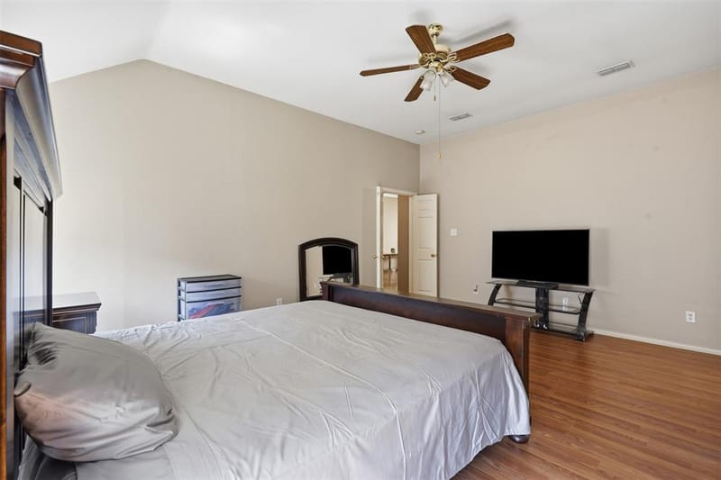 4013 Azalea Drive, Haltom City TX 76137 - Photo 13