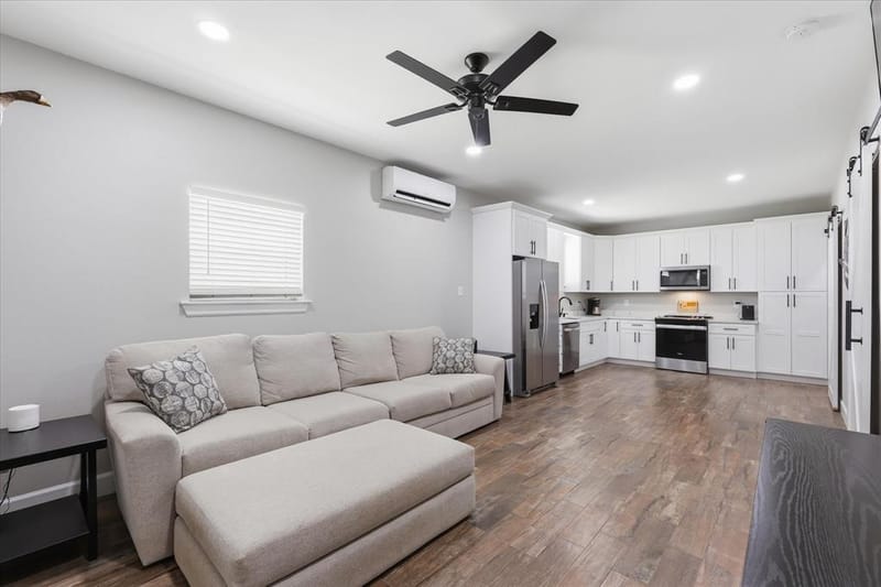 10061 Fm 66, Grandview TX 76050 - Photo 6