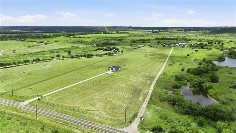 10061 Fm 66, Grandview TX 76050 - Photo 36