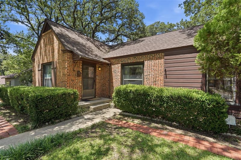 2113 Yucca Avenue, Fort Worth TX 76111 - Photo 5