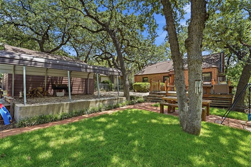 2113 Yucca Avenue, Fort Worth TX 76111 - Photo 35
