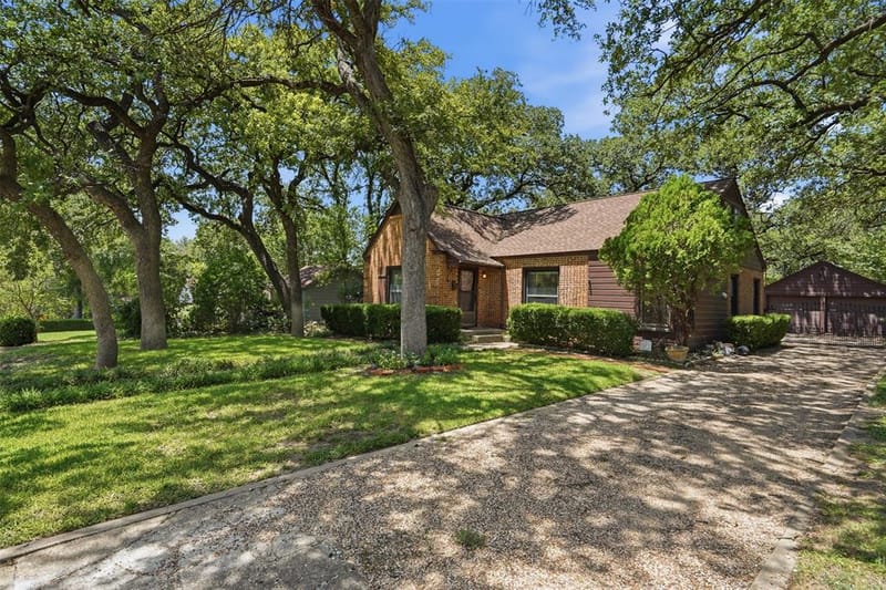 2113 Yucca Avenue, Fort Worth TX 76111 - Photo 4