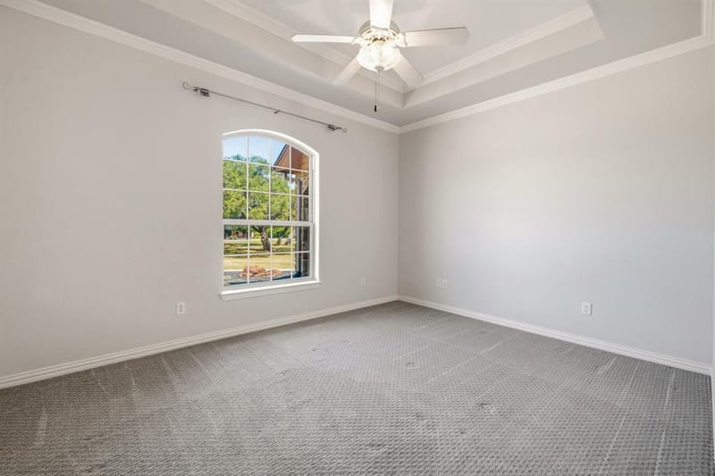 910 Mallard Pointe Drive, Granbury TX 76049 - Photo 23