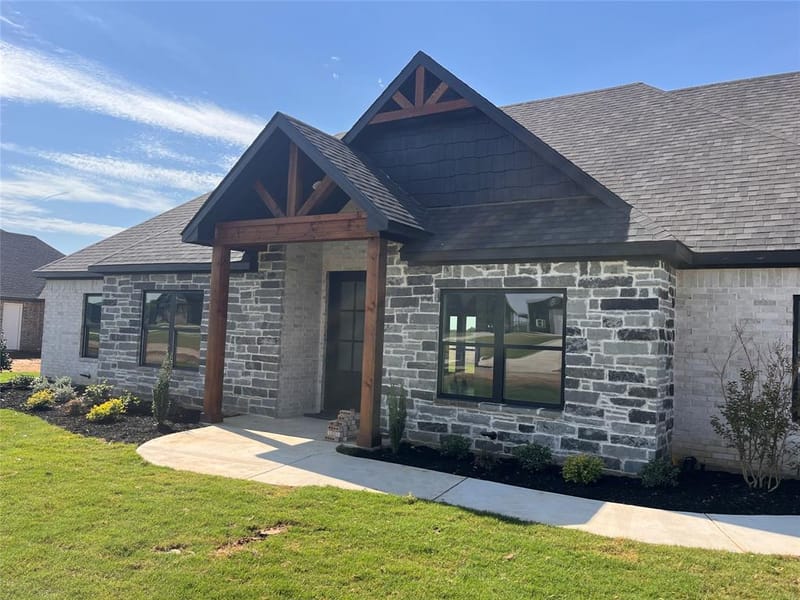 1404 Dixie Estates Way, Whitesboro TX 76273 - Photo 2