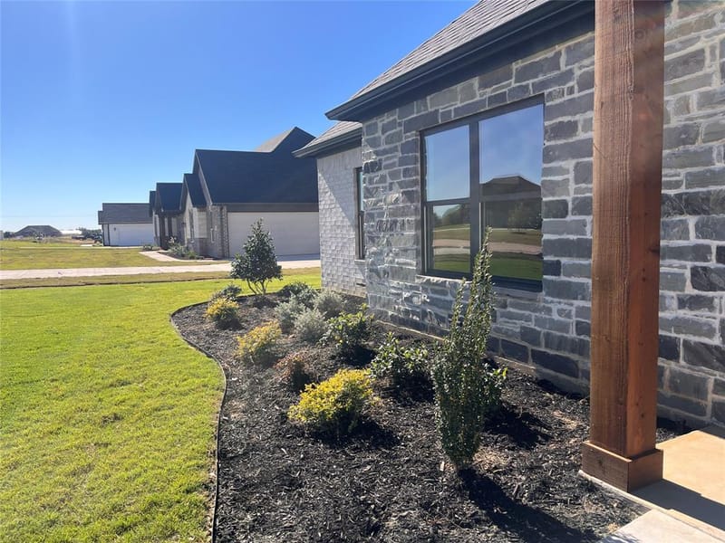 1404 Dixie Estates Way, Whitesboro TX 76273 - Photo 8