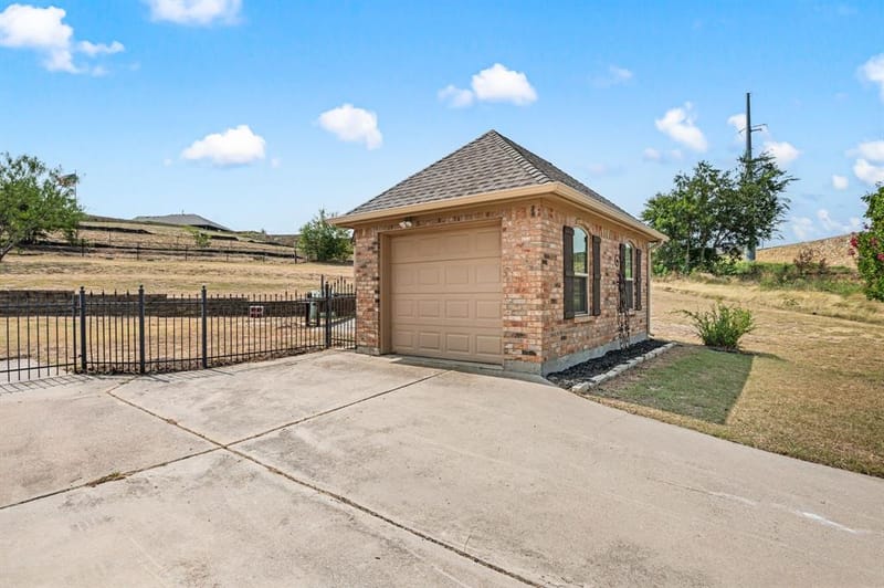 1110 Mount Lane, Rhome TX 76078 - Photo 36