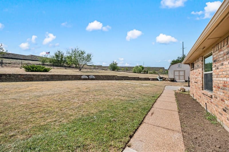 1110 Mount Lane, Rhome TX 76078 - Photo 33