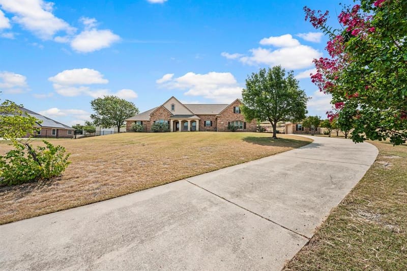1110 Mount Lane, Rhome TX 76078 - Photo 35