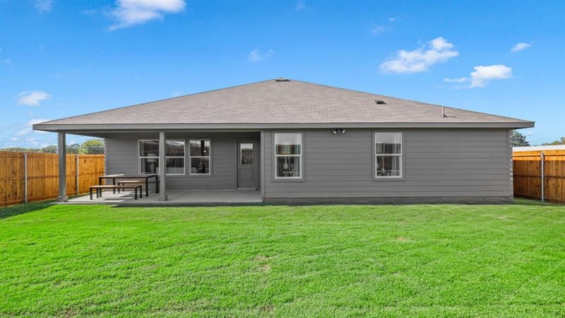 1453 CANTERBURY Trail, DeSoto TX 75115 - Photo 32