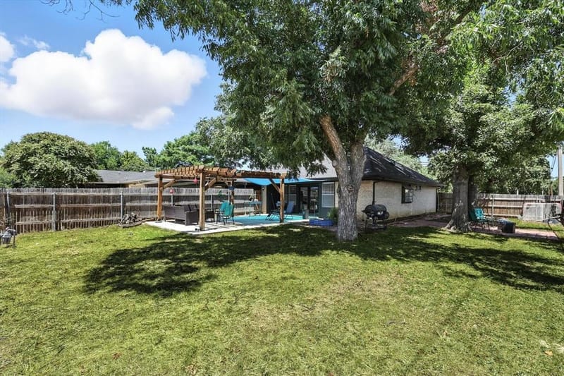 1002 Kingston Drive, Lewisville TX 75067 - Photo 16