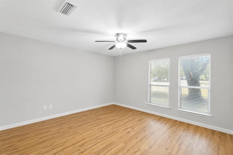 1002 Kingston Drive, Lewisville TX 75067 - Photo 7