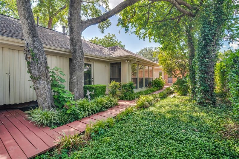 16028 Chalfont Place, Dallas TX 75248 - Photo 32