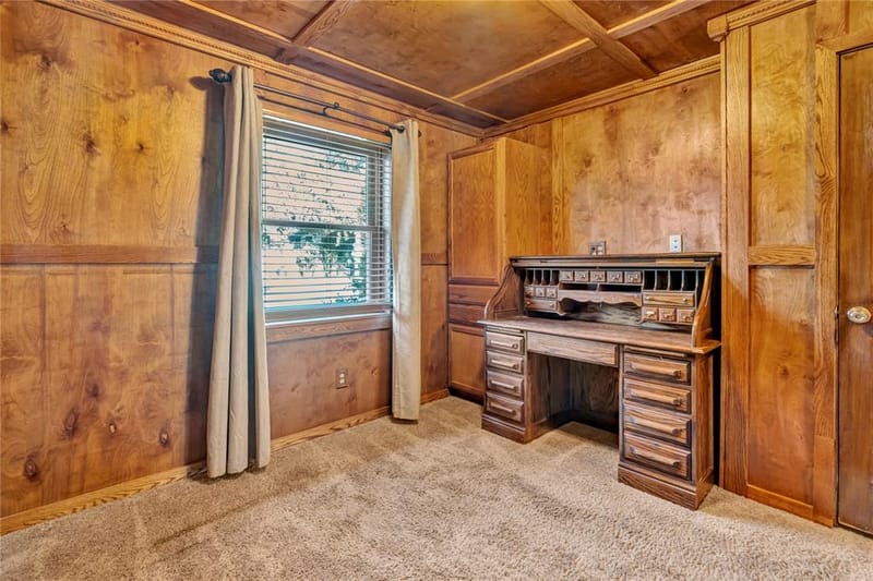 306 Woodlawn Drive, Keene TX 76059 - Photo 23