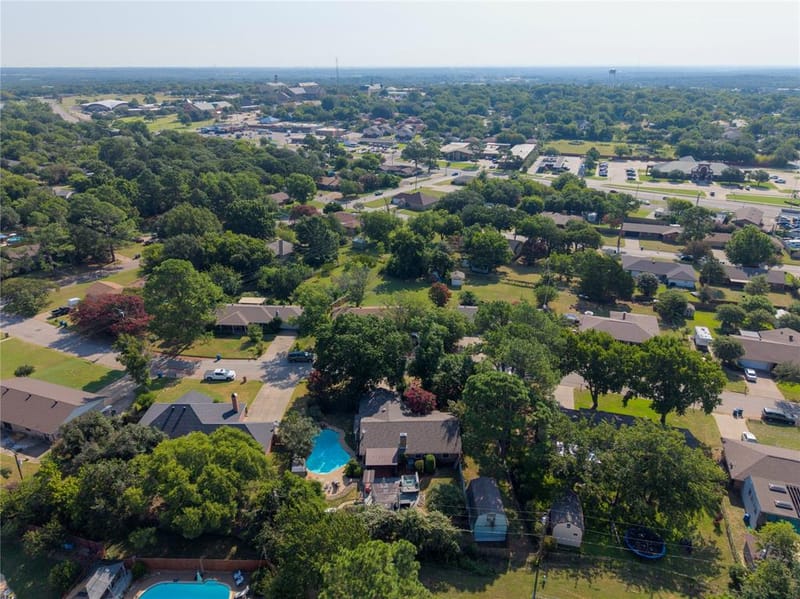 306 Woodlawn Drive, Keene TX 76059 - Photo 33